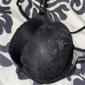 Black Victoria’s Secret Bra